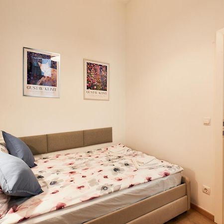 Malixa - Apartment In The Heart Of Vienna Next To Metro Εξωτερικό φωτογραφία