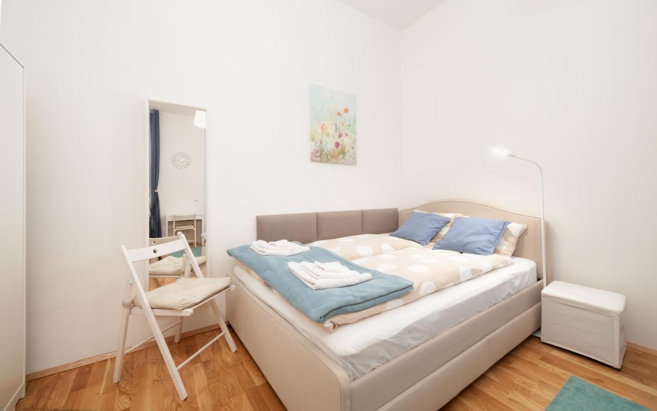 Malixa - Apartment In The Heart Of Vienna Next To Metro Εξωτερικό φωτογραφία